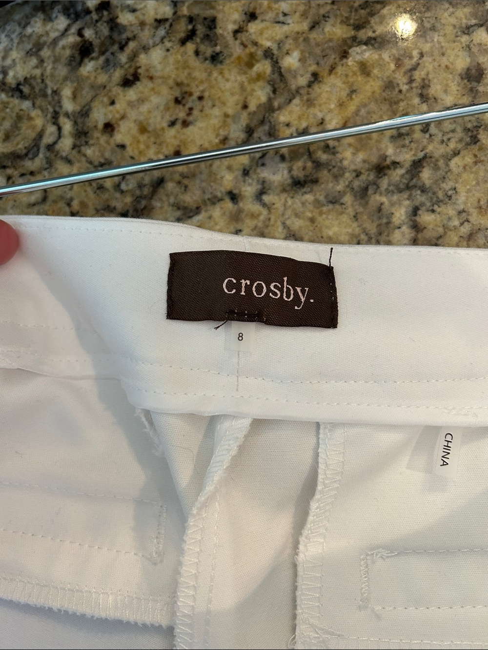 NWT Crosby Sz 8 White Tailored Shorts - Classic Clean Look - Picture 2 of 5